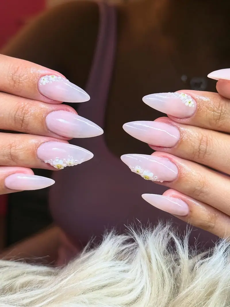Manicura hecha en Mapi Beauty